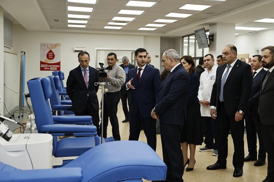 Prime Minister attends te opening ceremony of ''Blood Bank" center