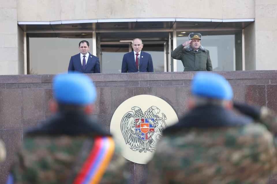 Pashinyan a visité le ministère de la Défense à l'occasion de la journée de l'armée