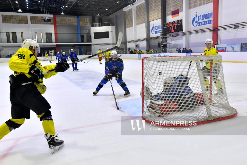 Pan-Armenian Winter Games: Nakhichevan-on-Don vs. Volgograd hockey match