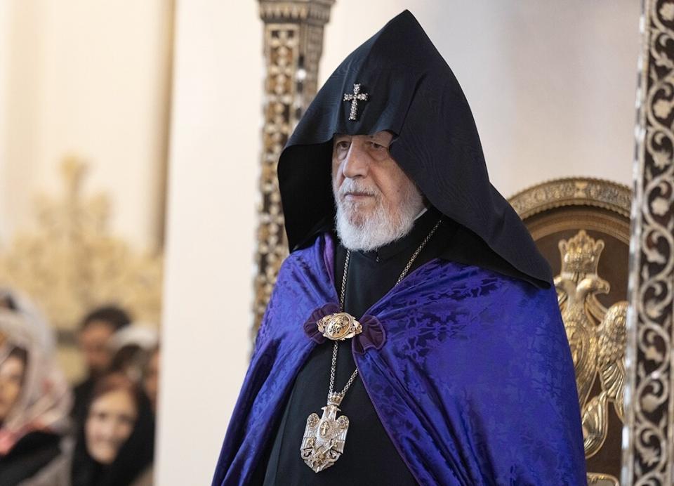 Armenian Church leader visits Vatican for funeral of Pope Francis