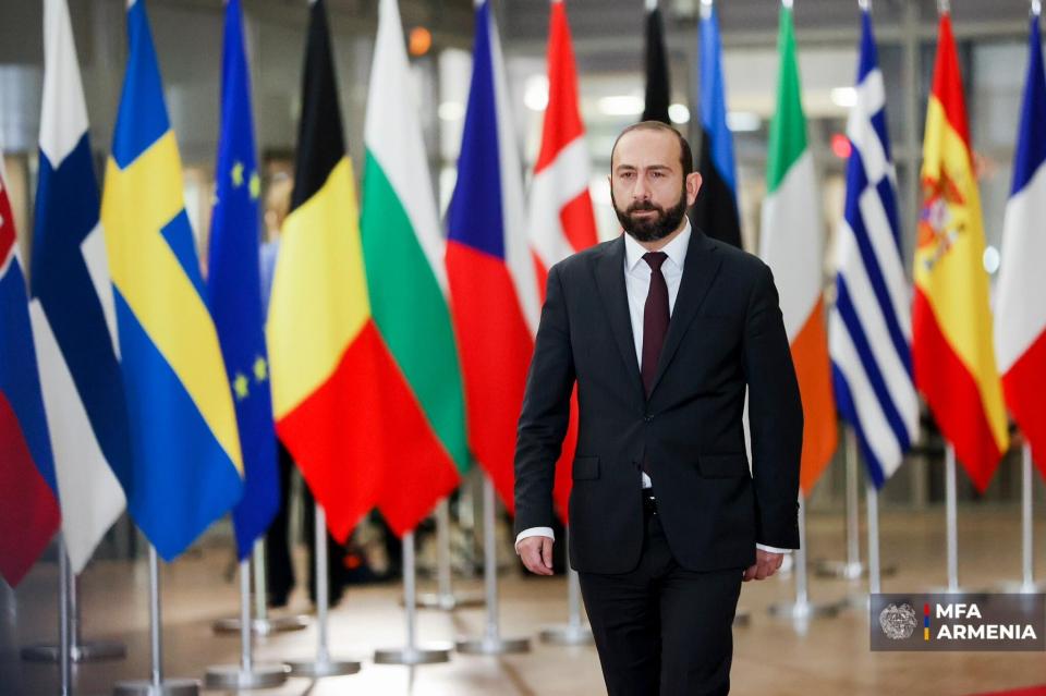 Ararat Mirzoyan participera au 6ᵉ sommet de la Communauté politique européenne dans le cadre de la délégation dirigée par Nikol Pashinyan