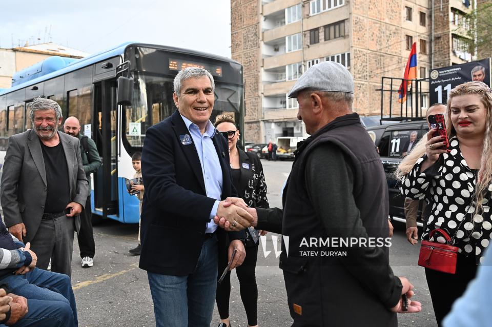 «Հանրապետություն» կուսակցության քարոզարշավը Երևանի Քանաքեռ-Զեյթուն վարչական շրջանում