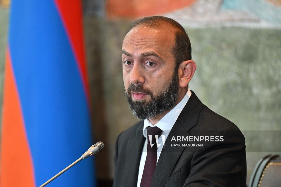 Բաքվում պահվող գերիների և պատանդառվածների հարցը մեր երկխոսության մաս է. Միրզոյանը՝ ԱՄՆ-ի հետ քննարկումների մասին