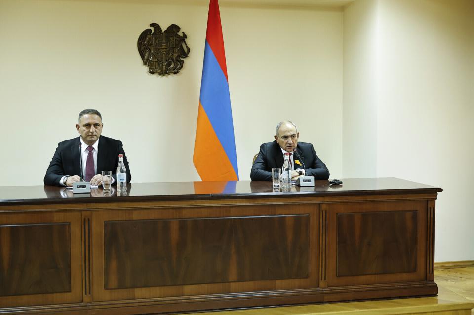 Le Premier ministre Pashinyan  a prononcé un discours lors de la cérémonie solennelle organisée à l’occasion de la Journée de la Journée de création du Service de protection de l’État