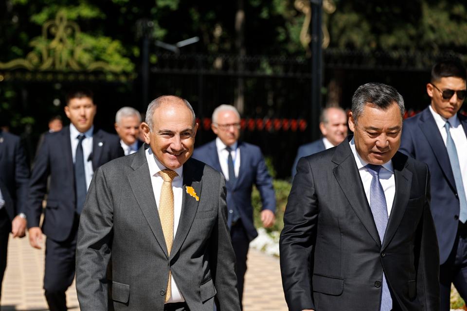 Kyrgyz President highlights Armenia’s progress under Pashinyan’s leadership