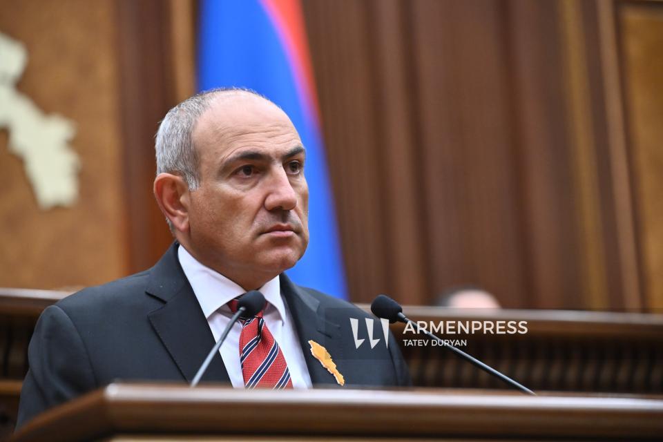 Pashinyan presents 2026-2031 government program to parliament