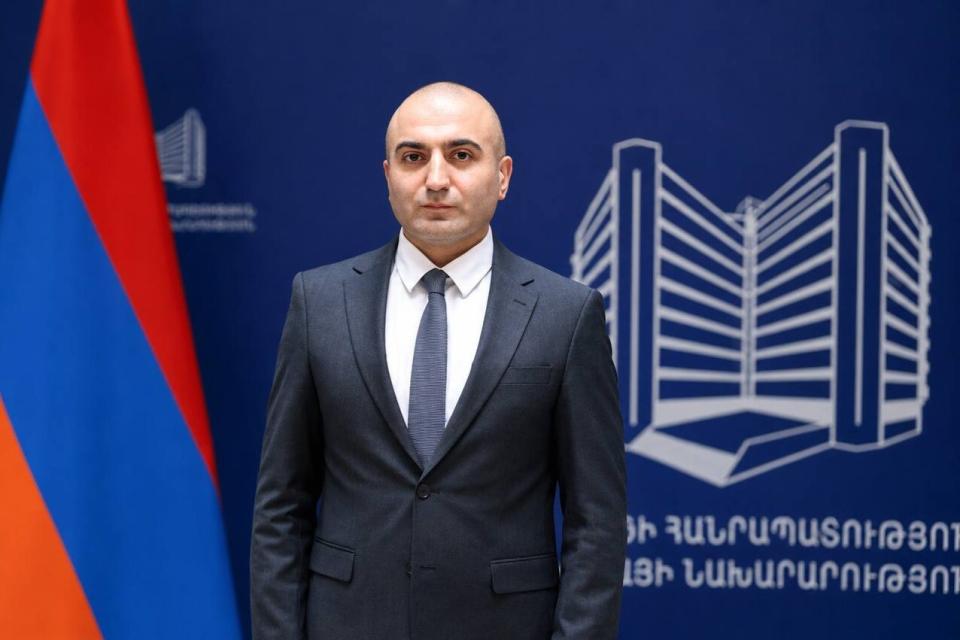 Новоназначенный заместитель министра экономики Армении Левон Мовсисян — выпускник Оксфордского университета