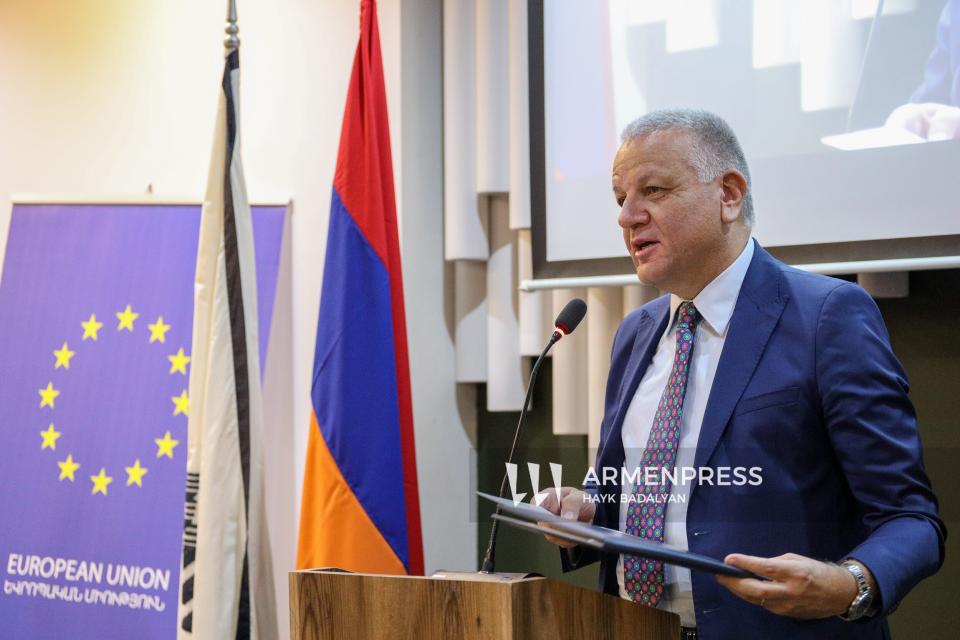 EU reiterates support for Armenia-Türkiye normalization