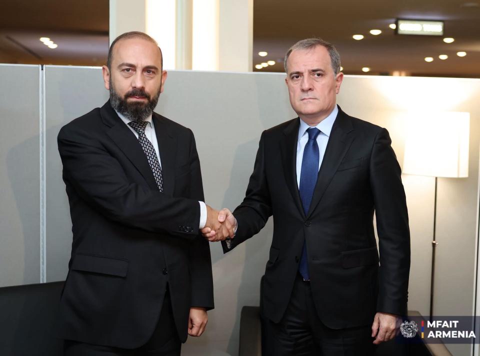 Միրզոյանն ու Բայրամովը Հայաստանի և Ադրբեջանի միջև առևտրային և տարանցիկ փոխգործակցությունը համարում են խաղաղության օգուտների գործնական օրինակ