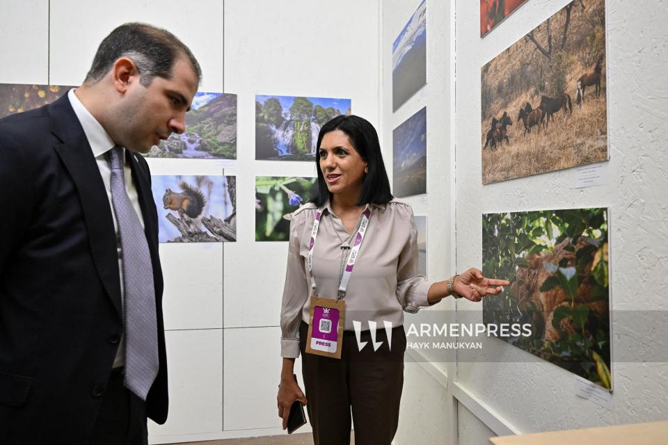 COP17. ՊԵԿ նախագահն այցելել է Կանաչ գոտի, դիտել «Արմենպրես»-ի ցուցադրությունը
