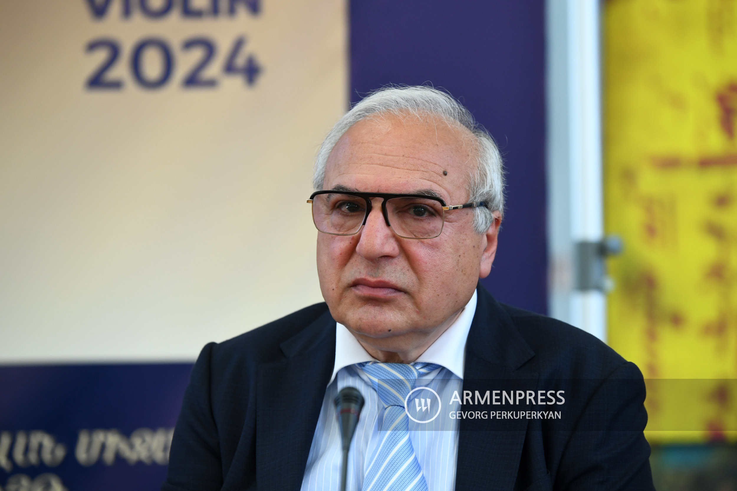 GEV_2445.JPG (408 KB)