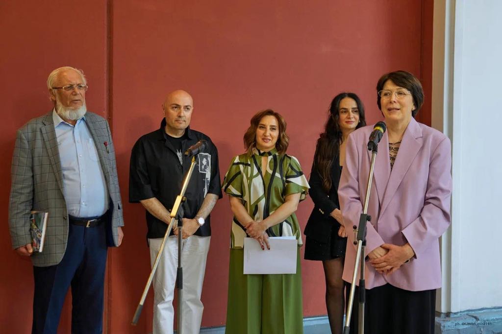 b4b760b7-32ca-4f11-a0eb-b194e19a9ced.jpg (68 KB)