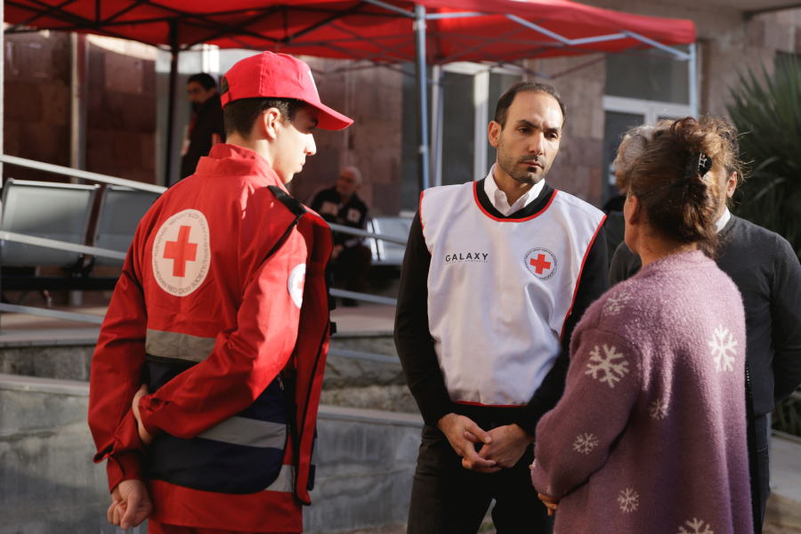 1_GLXY_Red_Cross_Humanitarian_Action.jpg (561 KB)