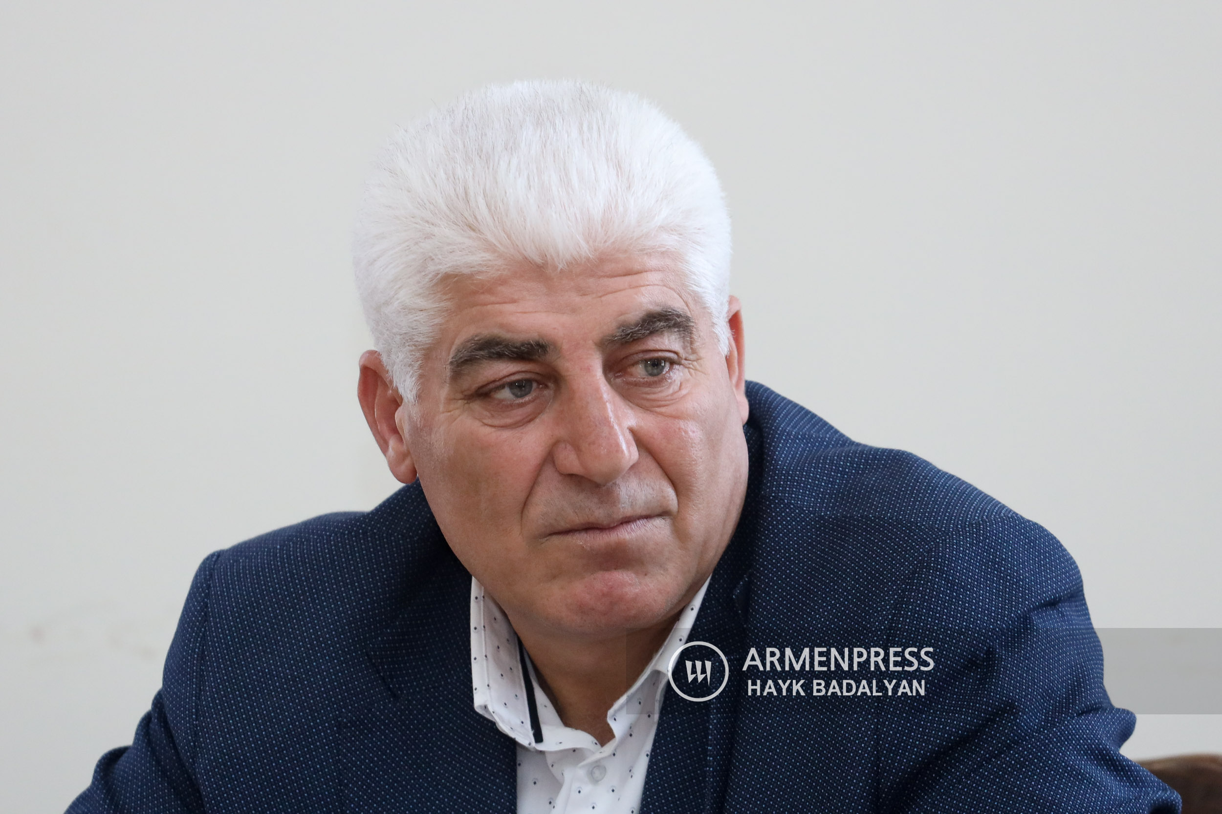 8D1A5174.jpg (511 KB)