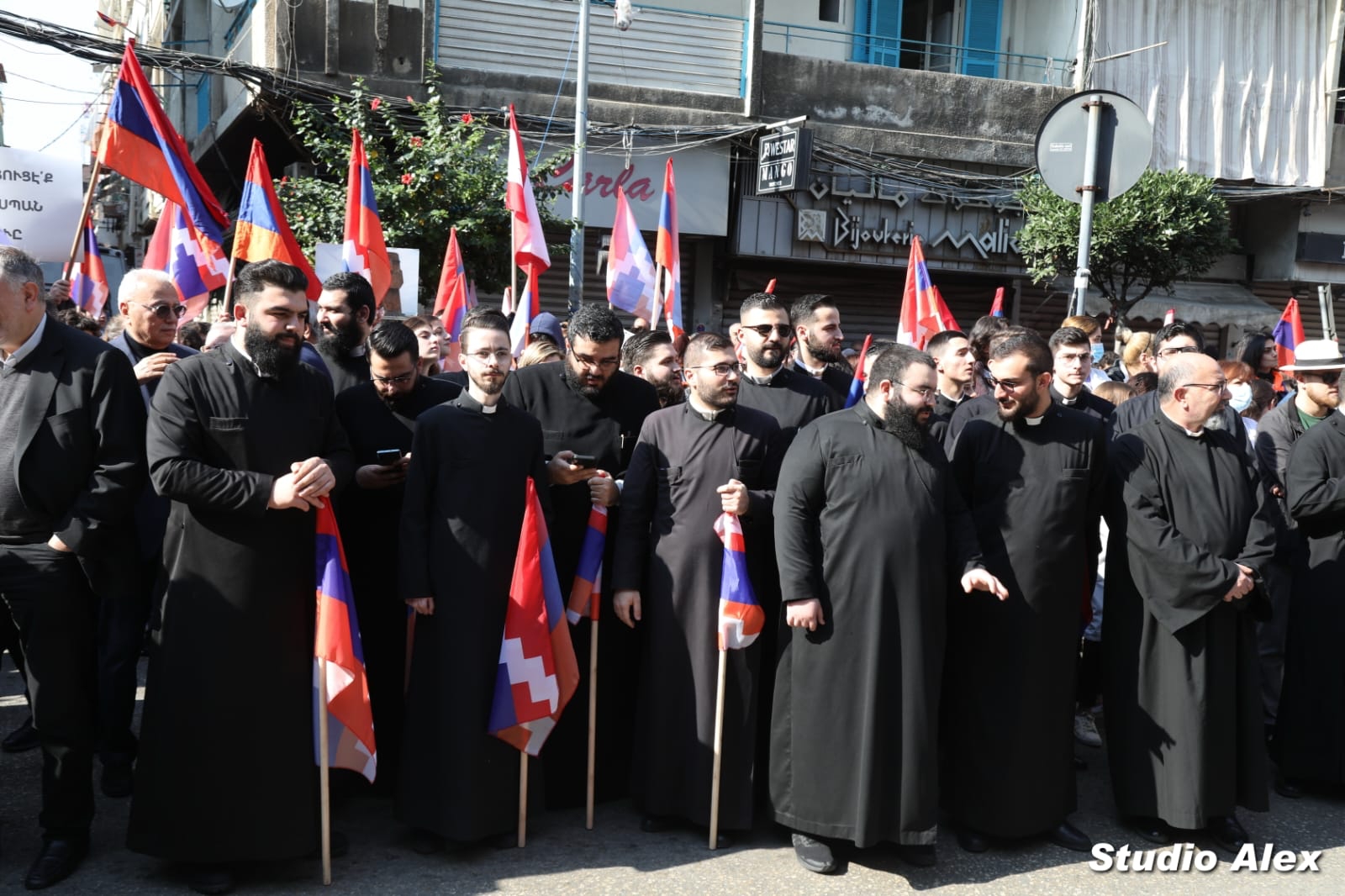 Armenian community in Lebanon expresses support to Artsakh, condemns Azerbaijan’s 
policy of ethnic cleansing 
