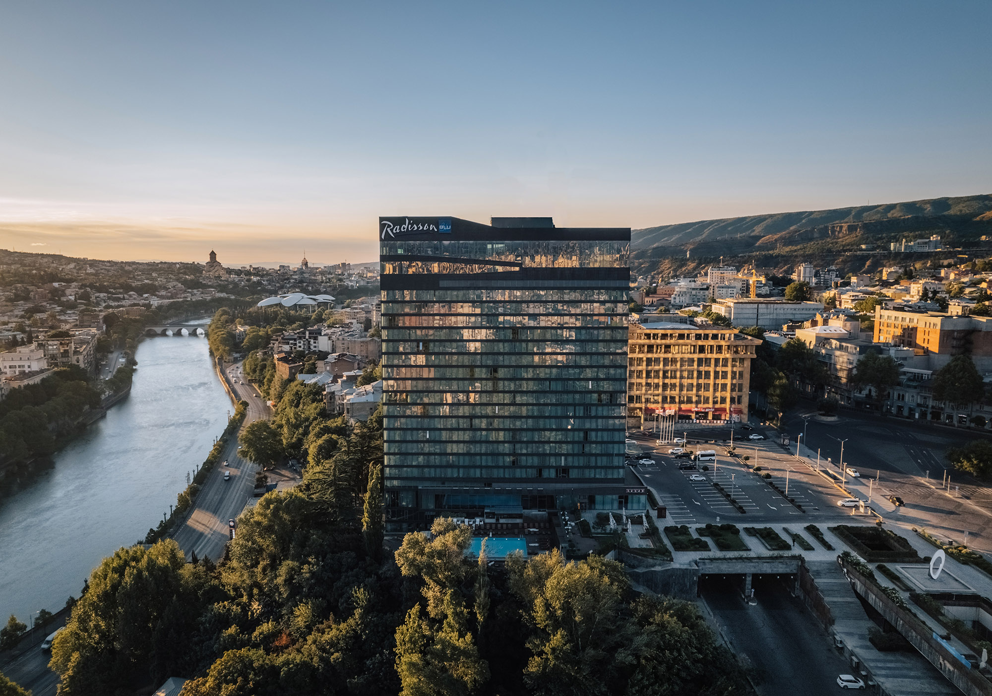 Discover Georgia with Radisson Hotels for a quintessential experience and unforgettable 
moments 


