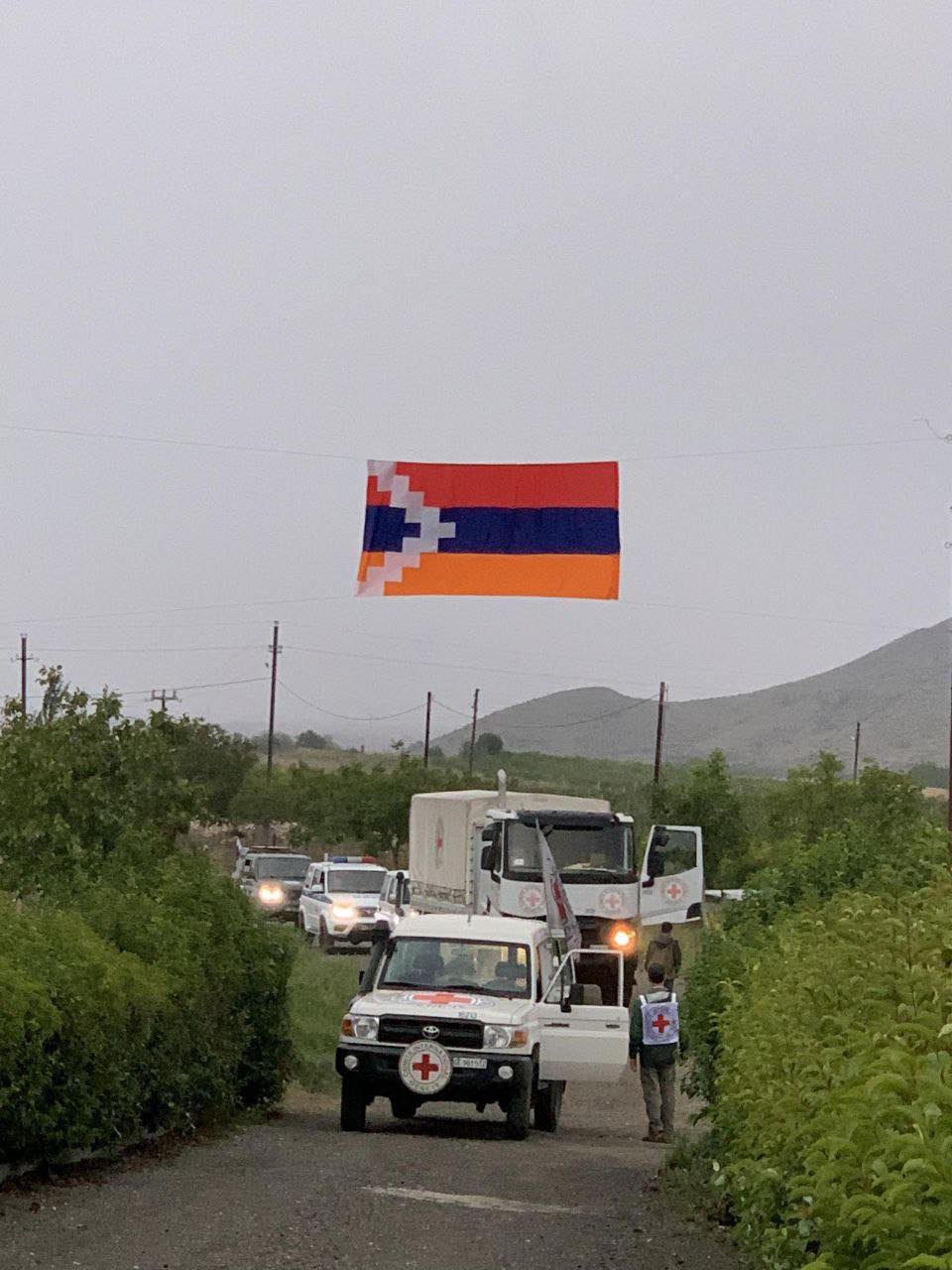 МККК доставил в Нагорный Карабах гуманитарную помощь по Лачинскому коридору 
и Агдамской дороге