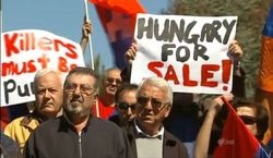 Australian TV covers Armenian protest at Hungarian Embassy in Canberra 