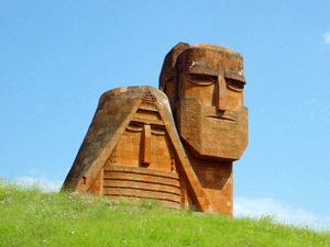 “Artsakh: Garten armenischer Kultur und Traditionen” Buch präsentiert in Stuttgart