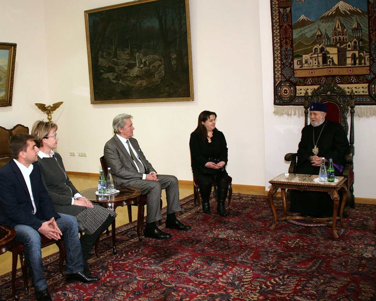 Alain Delon visited Holy Echmiadzin