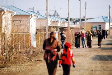 Azerbaijan begins to put up with the loss of NKR and build housing array for refugees