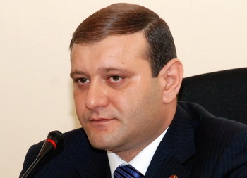 60 percent of Yerevan citizens want to see Taron Margaryan as Yerevan Mayor: Gallup 
International Association