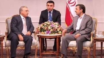 Политологи охарактеризовали антизападные заявления Мехтиева в Иране как отчаянный 
шаг Баку