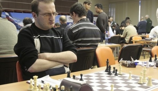 Artur Gabrielian shares first-second positions at Dombai tournament
