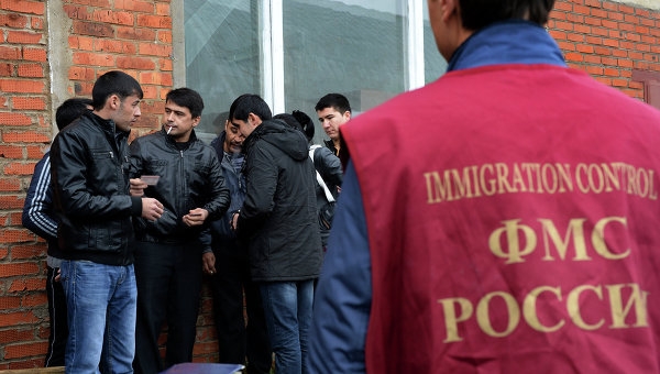 Миграционная служба РФ запретила въезд двух дипломатов из Азербайджана