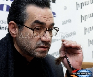 Armenian theater director Armen Mazmanyan dies