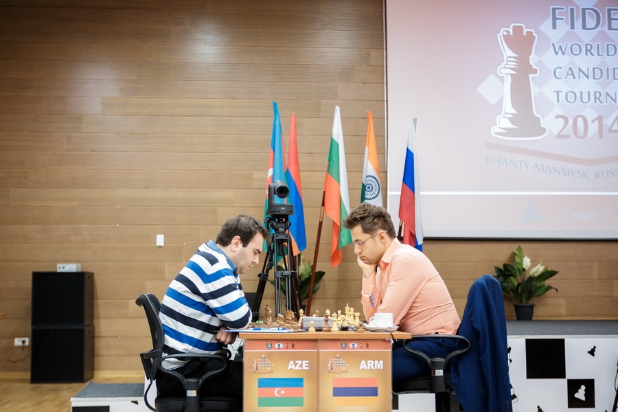 Турнир претендентов: Левон Аронян одержал победу над Шахрияром Мамедъяровым