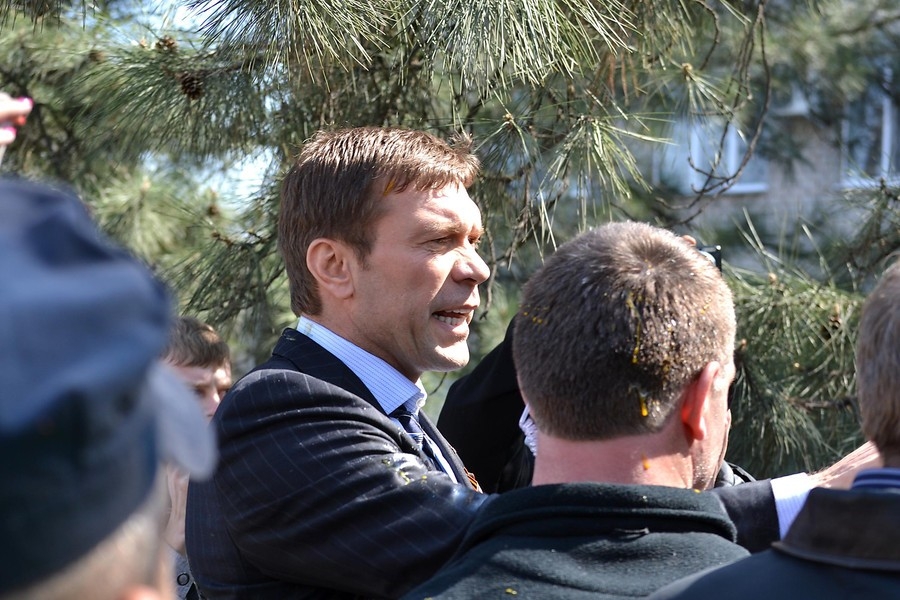 Ukrainian presidential candidate Tsarev brutally beaten