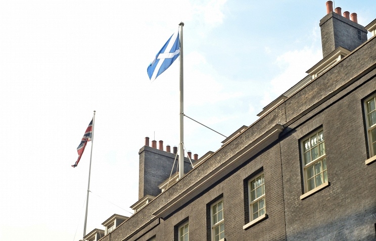 Լոնդոնում վարչապետի նստավայրի վրա պարզել են Շոտլանդիայի դրոշը 