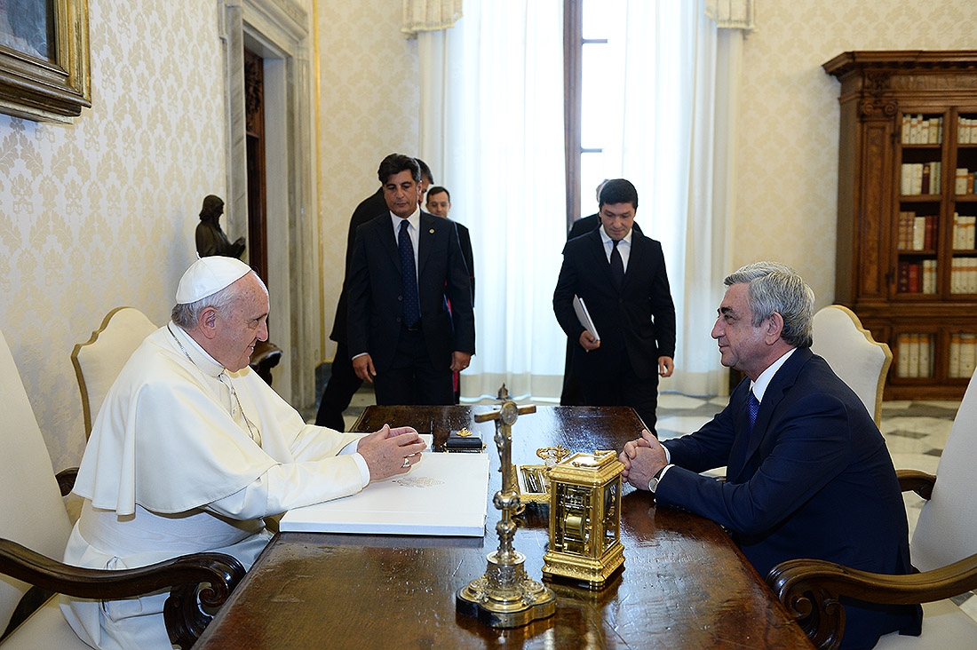 Папа Римский Франциск принял президента Армении Сержа Саргсяна