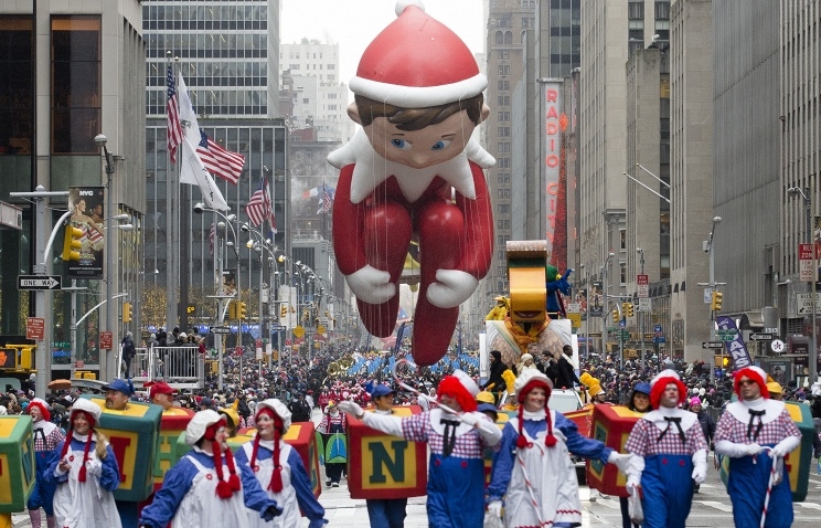 В Нью-Йорке по случаю Дня благодарения состоялся парад гигантских воздушных шаров