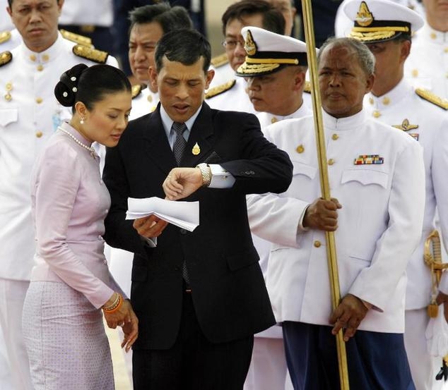 Родители таиландской принцессы арестованы за бесчестье
