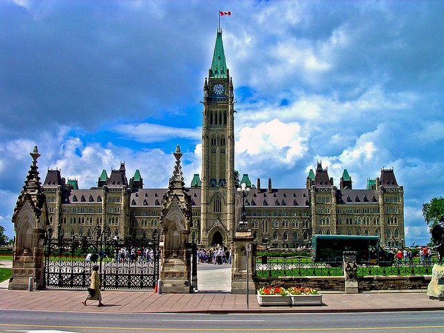В парламент Канады будет представлена резолюция о признании апреля месяцем 
памяти геноцидов
