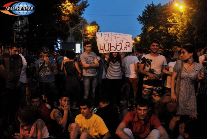 Minister of Education and Science and MP-s form living wall in Baghramyan 
Avenue