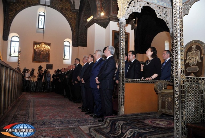 Высшее руководство Армении присутствовало при отпевании Кирка 
Кркоряна в Кафедральном соборе в Эчмиадзине