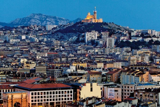 Jazz concert dedicated to anniversary of Armenian Genocide takes place in Marseille