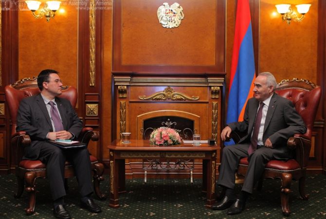 Galust Sahakyan receives Ambassador Traian Hristea on completion of his mission