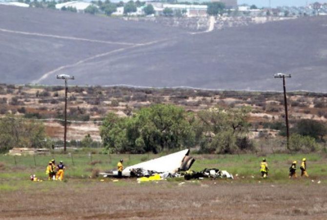 4 dead in midair collision of small planes