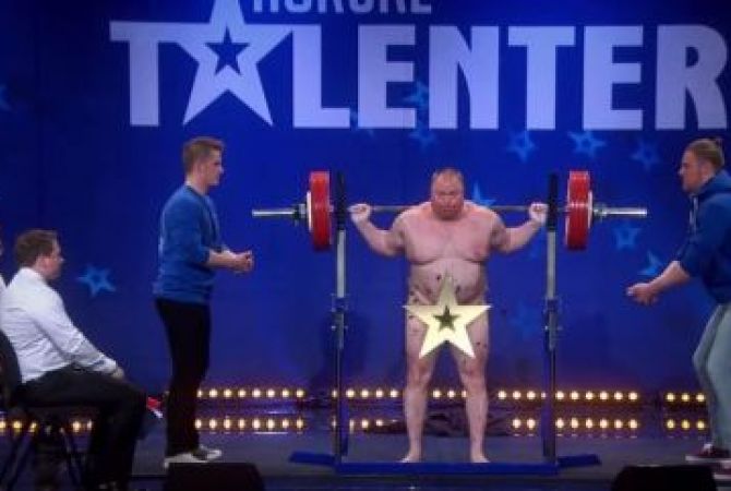 Naked weightlifter shocks Norway's leading TV talent show hosts