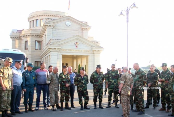 100 freedom fighters leave for Tavush border area headed by Nagorno-Karabakh PM