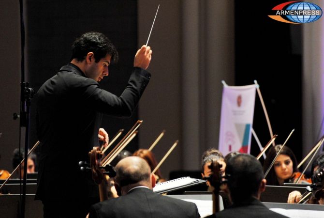 Сергей Смбатян будет руководить Сараевским филармоническим оркестром