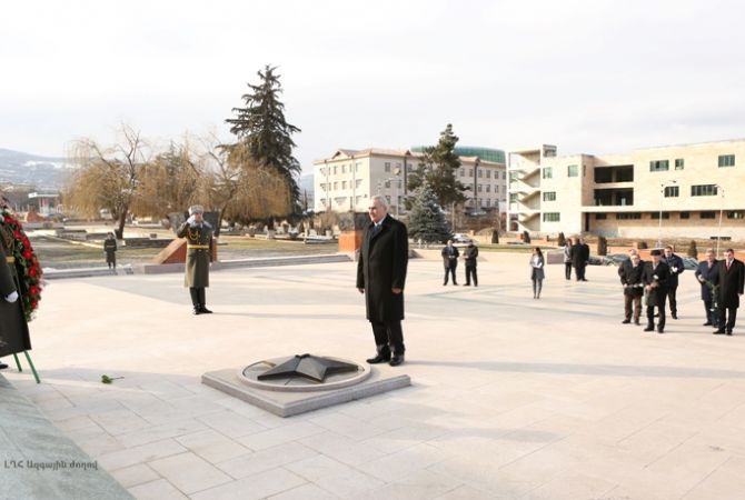 Galust Sahakyan laid flowers at Stepanakert Memorial Complex