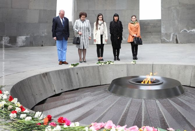 Member of the British delegation to PACE Mark Pritchard visits Tsitsernakaberd Memorial 
Complex