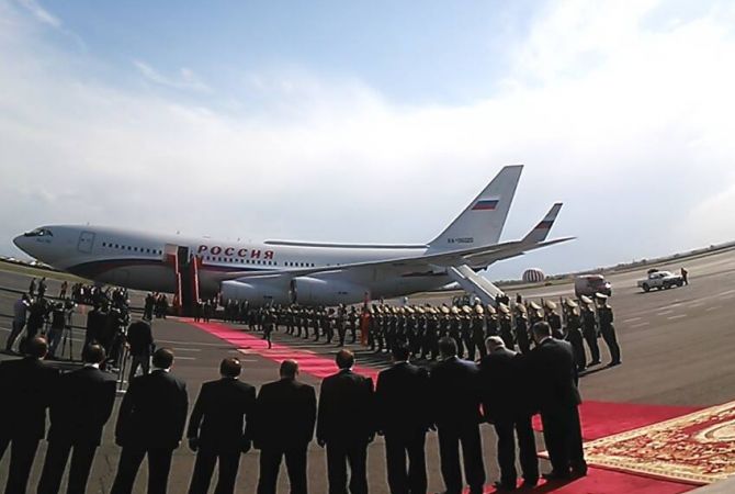 Dmitry Medvedev arrives in Yerevan
