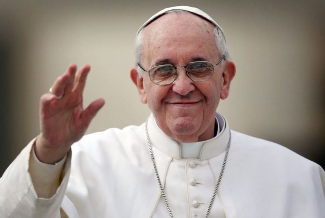 Папа Римский: Европе не следует необдуманно открывать двери для мигрантов