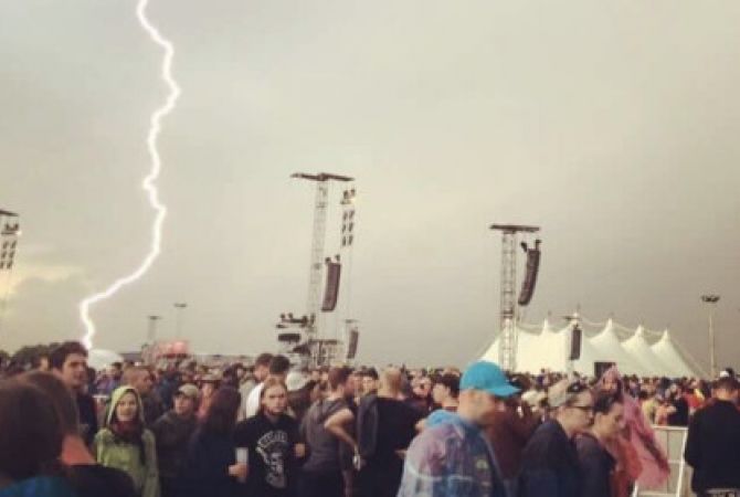 42 injured after lightning strikes Germany rock concert